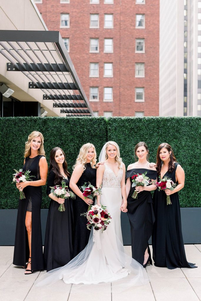 Heidi and Toms Classic Urban Wedding